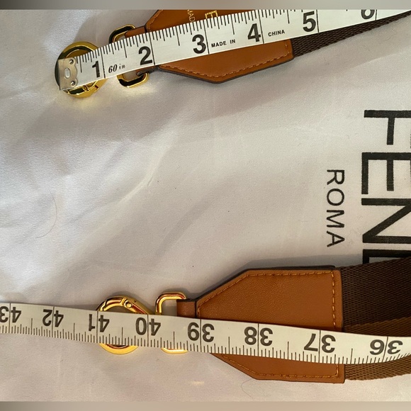 FENDI Peekaboo ISeeU - Picture 13 of 16